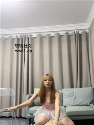 【素人挖掘机】白丝踩虐地毯奴/坐脸窒息/臭脚捂脸 bf44484