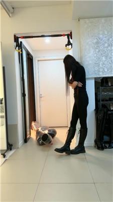 【苒溪】长靴全体重踩踏木乃伊/白袜气味辱/袜子塞嘴【双视角版】bf45126