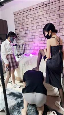 【甜音】双S-高跟+小白鞋踩虐/内裤套头【完整版】 bf45131