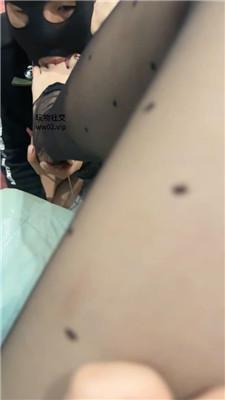 【河北情侣】绿帽吮吸脚趾 bf45546