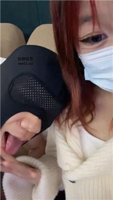 【狗哥】发骚非要舔纹身小妹的白袜裸足 bf45715