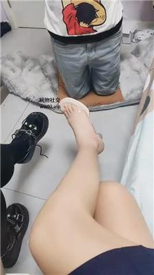 【小琪】跪在姐妹花脚下做奴【双视角版】 JS241014-34