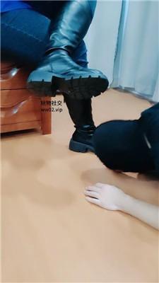 【拽拽】保鲜膜窒息/闻舔粉棉袜/清理脏长靴 JS241017-39