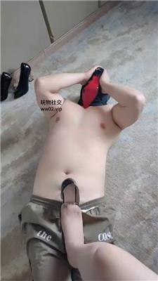 【魔鬼天使】高跟长靴踩虐/虐乳/坐脸窒息 bf46109