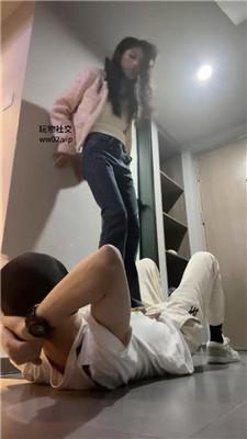 【狗哥】素人小姐姐全体重踩踏 bf46137