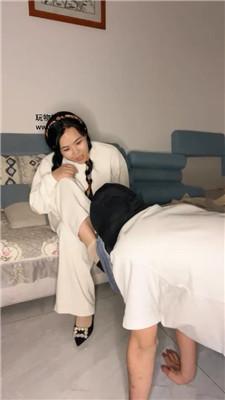 【凶大无挠】喜欢闻原味的贱奴 JS241027-9