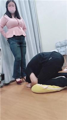 【拽拽】高跟玉足踩虐/掐乳 JS241030-8