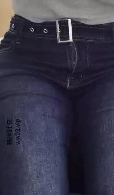 【夜子柒】坐脸窒息/脏小白鞋白袜踩踏 bf46460