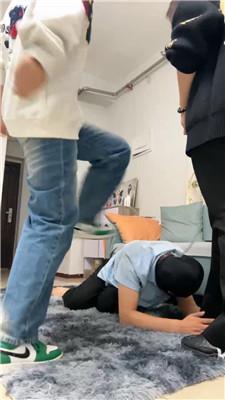 【萝卜】双S-轮流重度虐打/清理脏鞋底/赏赐混合圣水 JS241106-3