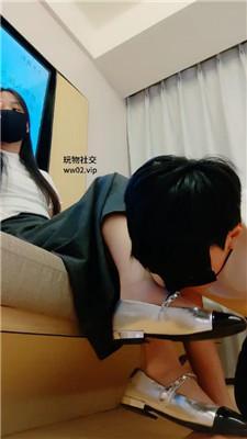 【妮蔻】沉浸式舔工厂小妹平底鞋玉足 bf46832