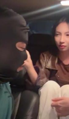 【素人挖掘机】路边开发羞涩姐妹花轮流虐 bf49936