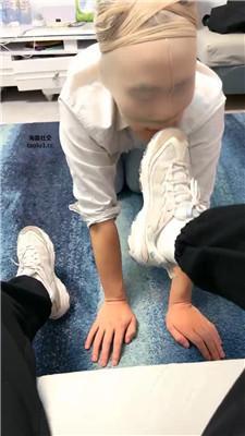 【婉婷殿下】清理脏鞋/全体重踩踏/sp/伺候沐足 JS241115-35