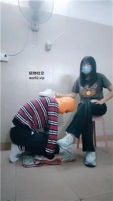 【奇了怪了】转胯狗爬/鞭打/白袜脚踩虐 bf47066