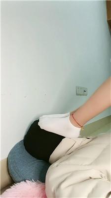 【靖瑶】近距离-吃白袜/插嘴/强制闻袜 JS241211-1