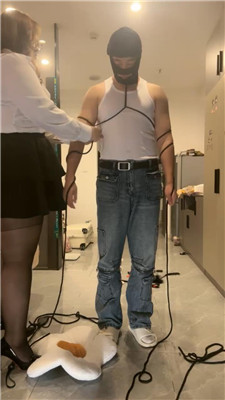 【july】心理女老师-捆绑肌肉男虐杀 JS241211-43