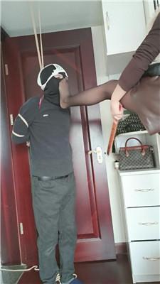 【灵主】堵嘴吊绑重度虐打 JS241220-6