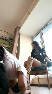 【esse殿下】御姐范长靴白袜气味辱/踩踏喂食 JS250102-33