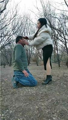 【沐颜】户外强制公开处刑虐【下-双视角版】 JS250106-12