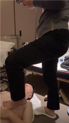 【金融女主】漱口水浓痰口水吐满脸 JS250109-11