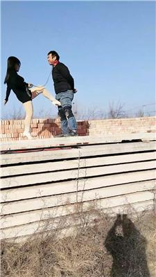 【沐颜】户外-狗链拴狗-暴力踢踹【双视角版】 JS250114-10