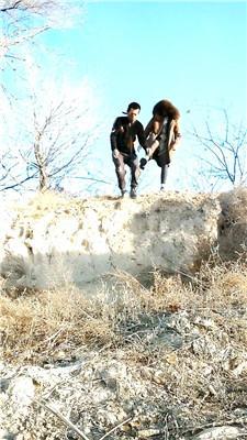 【银南女帝】户外遛狗彻底犬化 JS250115-2