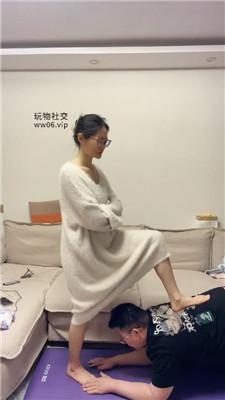 【埋汰】玉足恋足舔/骑马骑脖 JS250117-52