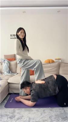 【埋汰】骑马骑脖踩踏玉足舔 bf49689