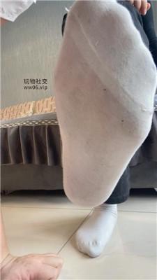 【深情】超臭白袜气味辱-坐脸窒息 bf50039