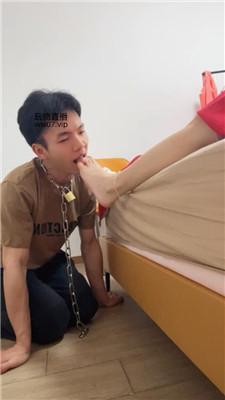 【南月女神】犬奴伺候主人起床洗漱 JS250301-3