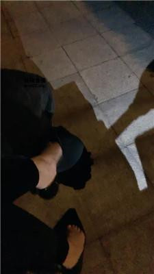 【温蒂】户外-高跟玉足恋足舔 JS250331-37