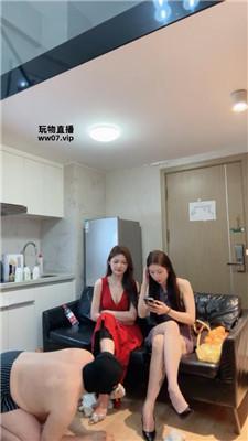 【泡芙】双S-模特脚下羞辱贱奴 bf53123