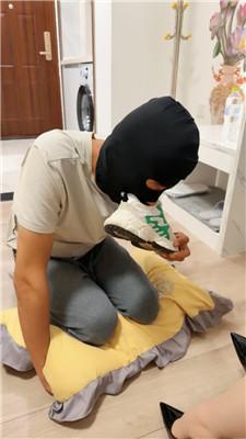 【优优】肉丝脚恋足狂舔 JS250508-10