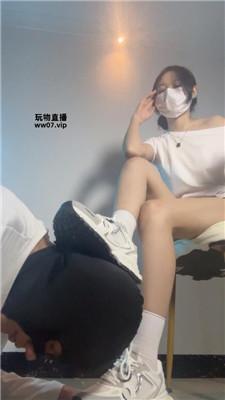 【甜恬】坐脸脚丫蹂躏-堆堆袜辱 bf53545