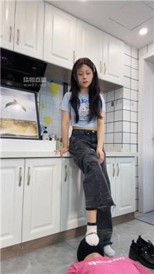 【狗哥】可爱羞涩素人皮鞋白袜虐 bf53863