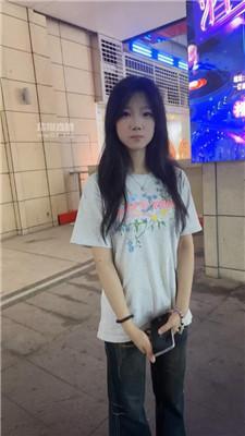 【素人抽水机】路人小妹妹脏鞋蹂躏踩 bf54171