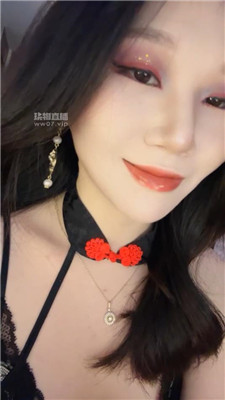 【小麦】眼神盯节拍器    250604-17