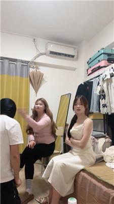 【琼爷】双S-轮流抽耳光 JS250608-17