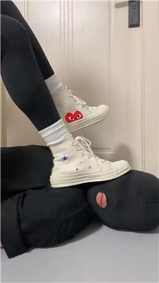 【萧萧大人】高帮鞋踩踏喂食 JS250626-17