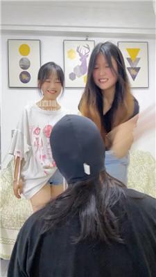 【狗哥】双S-姐妹花踩踏抽耳光 bf55083