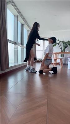 【舞池大人】白富美S-老爹鞋白袜踩踏踢踹 bf55226