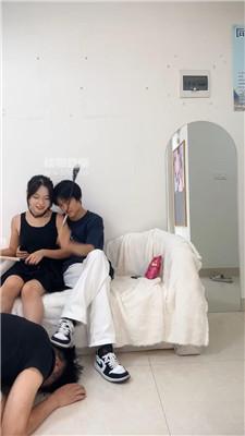 【刘二狗】素人情侣主-藤条刑具抽绿帽 JS250711-17