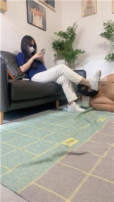 【困困s】脚丫喂食-不穿袜子捂臭脚 JS250809-14