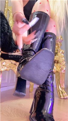 【玥樾】爬进来爆吸香水    250831-23