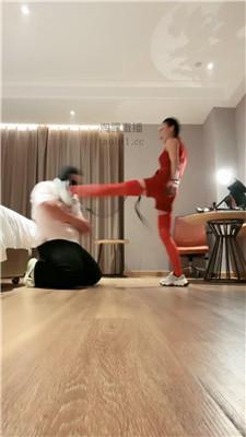 【爵恋霸主】女老板下班惩罚下属奴【上】 JS250904-27