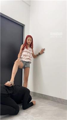 【白鹭】脏拖鞋踩踏双奴才【双视角版】 JS250913-39