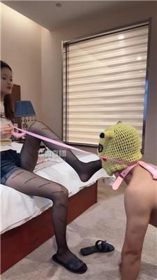 【猫爷】原味脚丫深喉插吐  JS250914-21