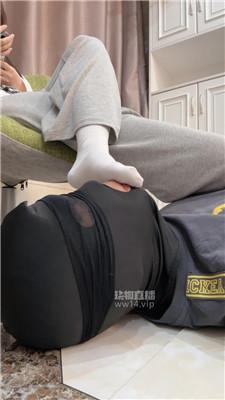 【雪梨大人】物化t舔脚口水 JS250925-9