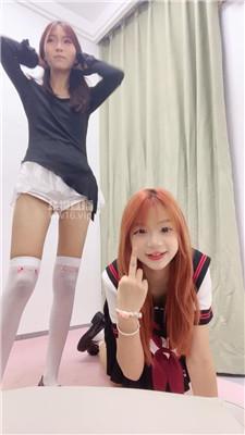 【小郁】闺蜜犬-白丝美腿羞辱 bf57849