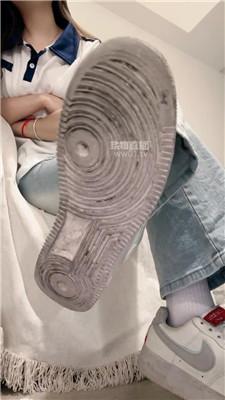 【小渔】香水白袜牛仔裤炸    251001-25