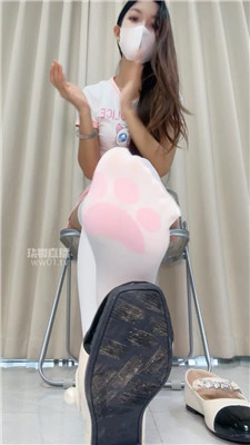 【于于鱼】戏耍憋流    251008-32